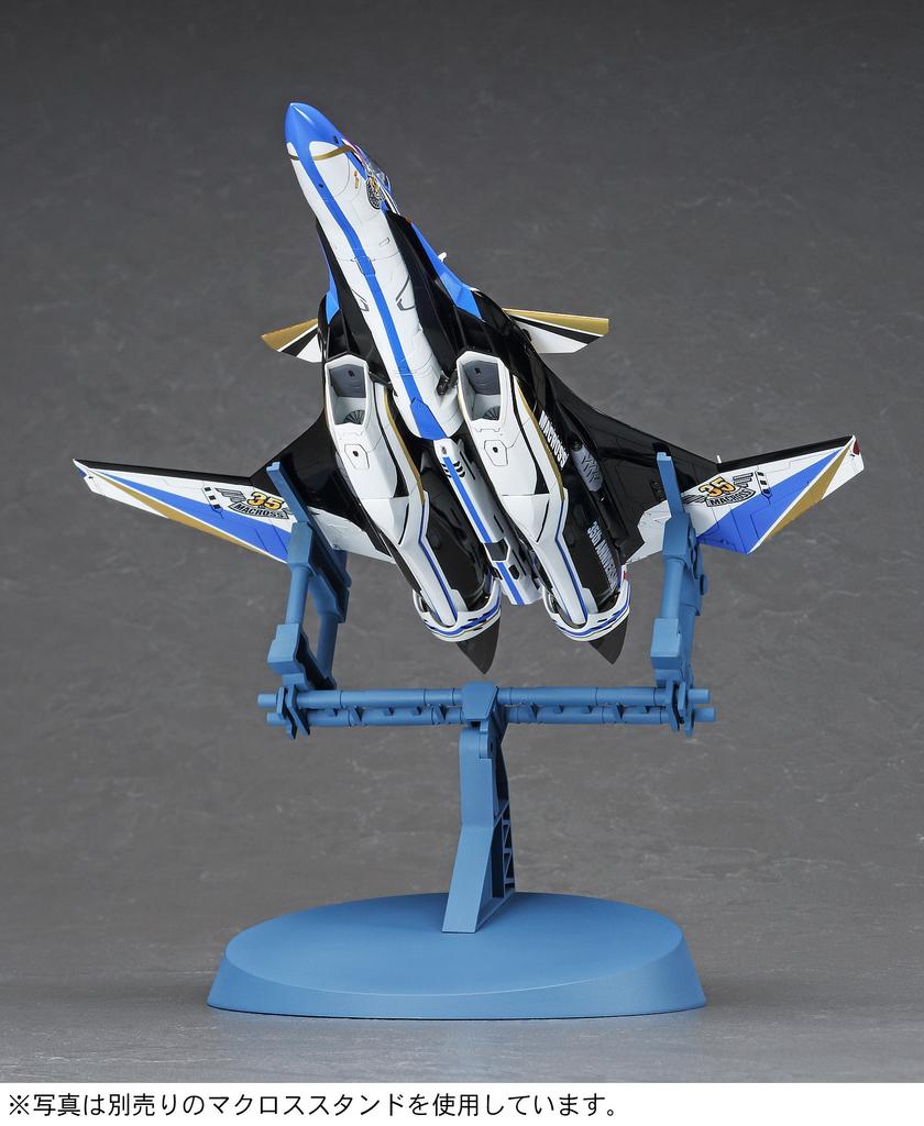 Hasegawa Macross Series Macross Delta Siegfried Macross 35th Anniversary Painted Machine Scale Plastic Model 65842 VF-31J 1/72