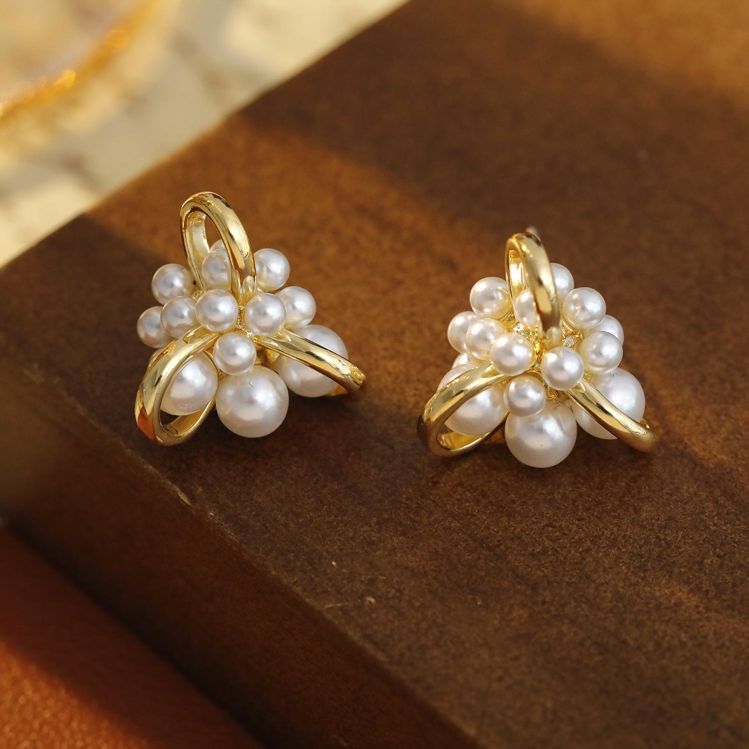 

Korean Retro Christmas Tree Pearl Stud Earrings - Silver Needle, Luxe Style Ear Jewelry