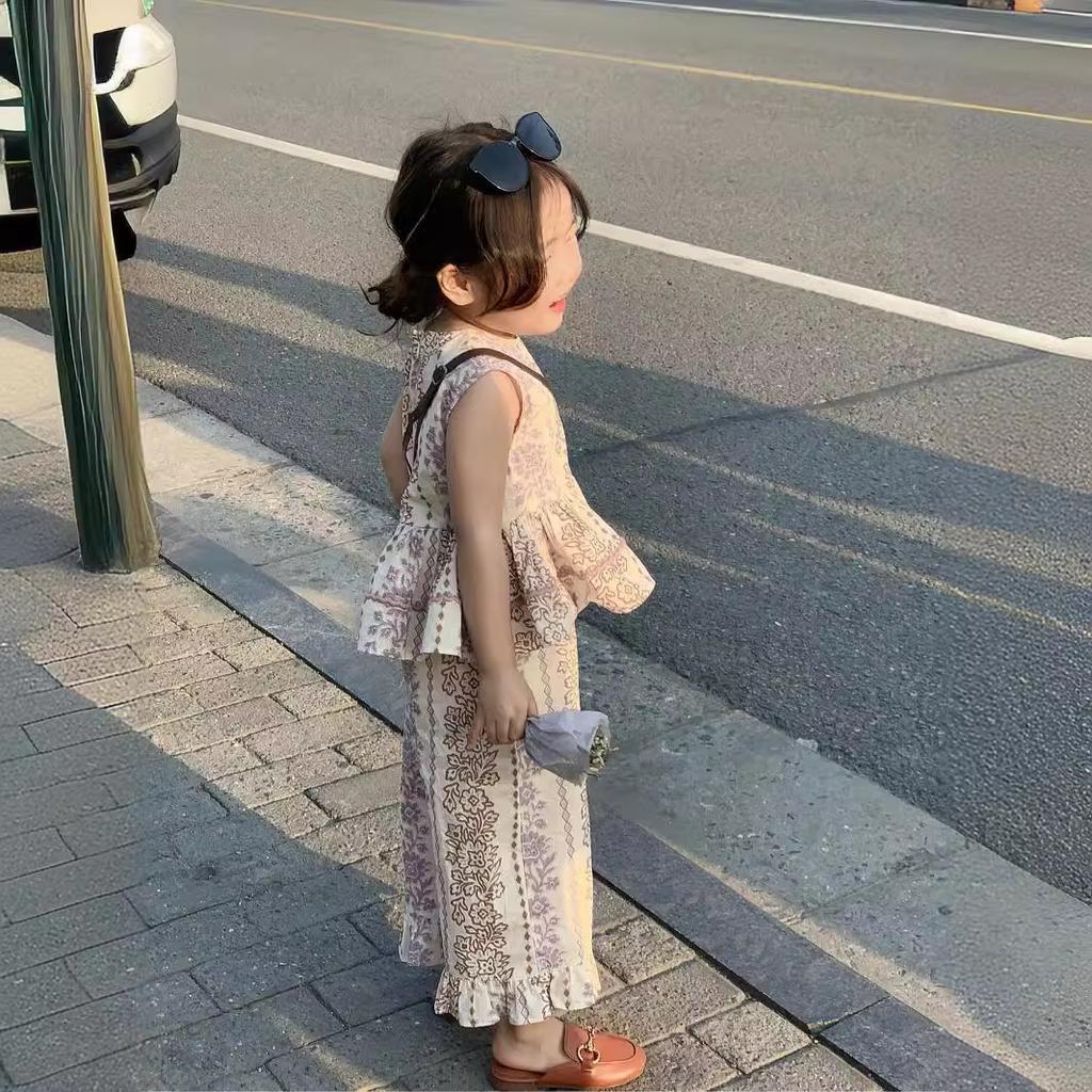 Kız Çocuk Yaz Etnik Stil Çiçekli Set İnce Kolsuz Günlük Üst + Dantelli Düz Pantolon İki Parça Set