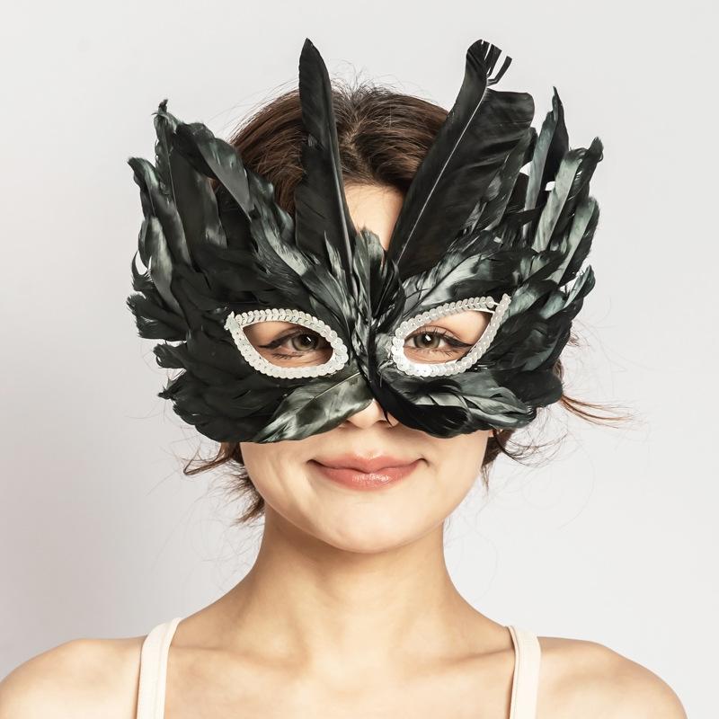 Venice Feather Half Face Mask Princess Style Party Makeup Ball Performance Prop