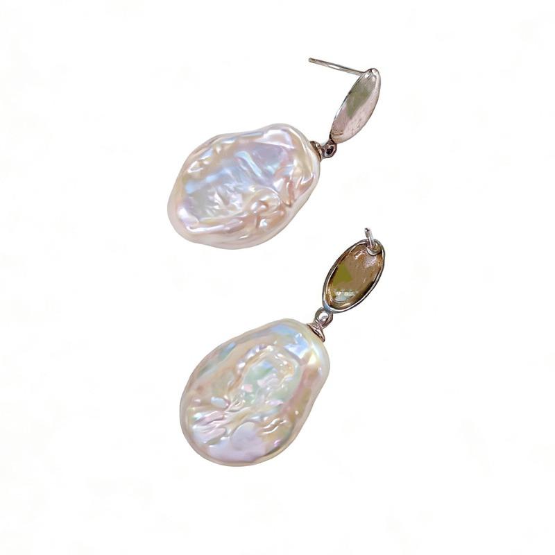 Freshwater pearl iridescent baroque natural pearl earrings - high-end irregular pearl studs