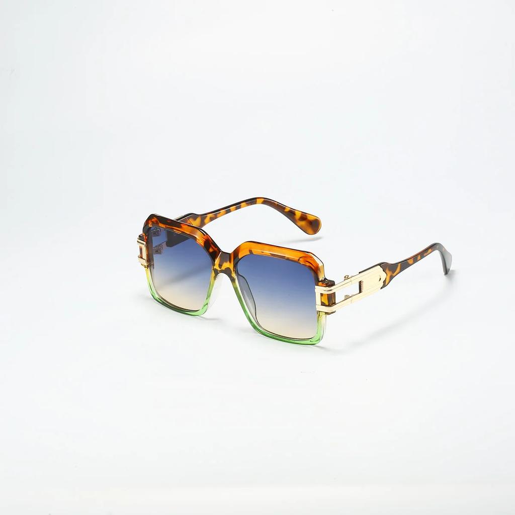Female Sunglasses Large-sized Square Stylish Eyewear Retro Style Suitable for Outdoor Gatherings and Photography Props