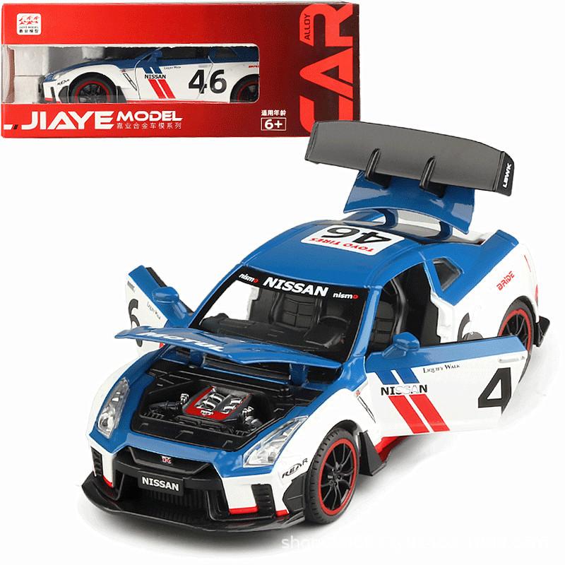 

Литая модель гоночного автомобиля GTR в масштабе 1/22, игрушечная машинка с инерционным механизмом, со звуком и светом 1/22-Size:19.8*8.5*6cm белый/синий