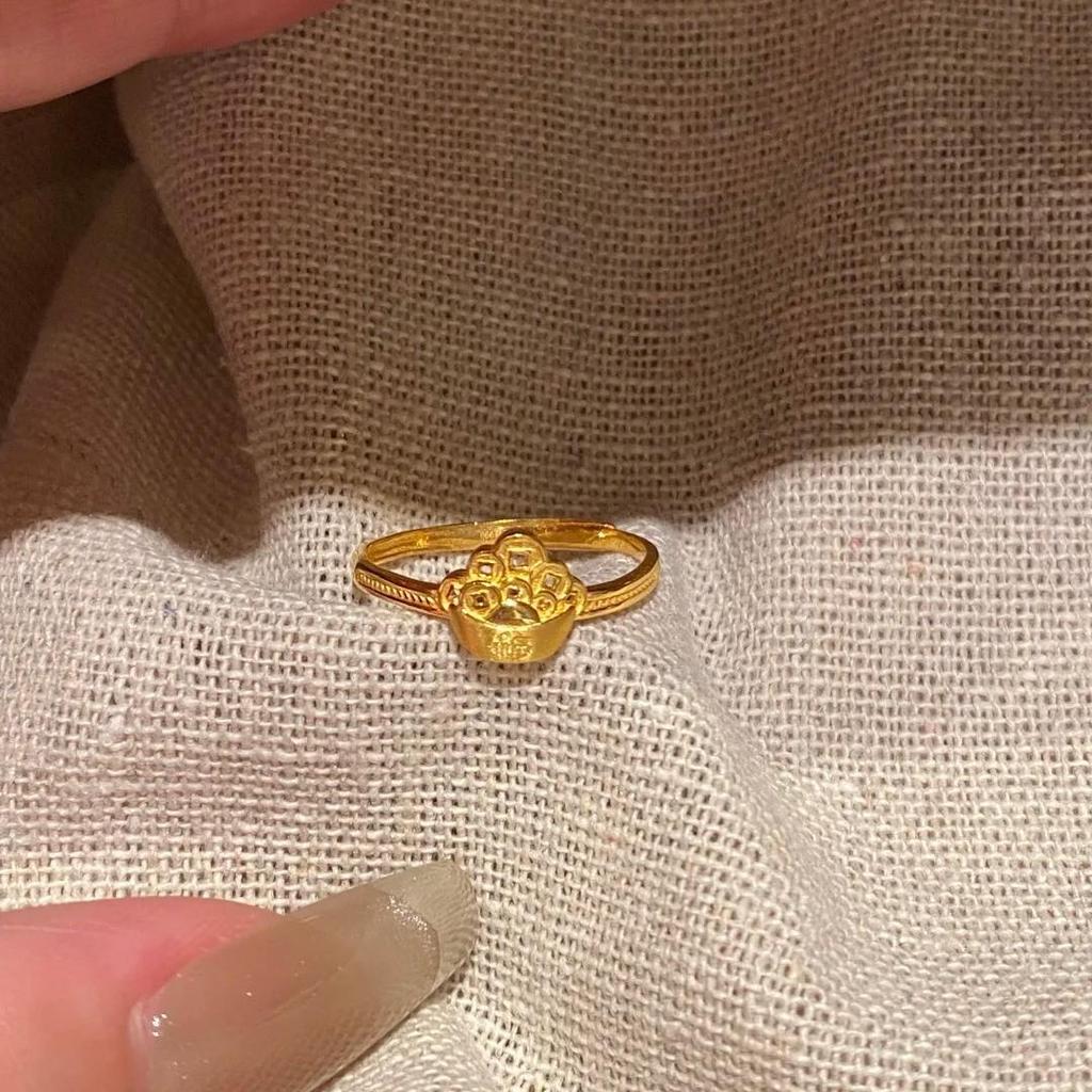 Xiaohongshu Bestseller: Chinese-Style Wealth & Treasure Gold Ruyi Ring