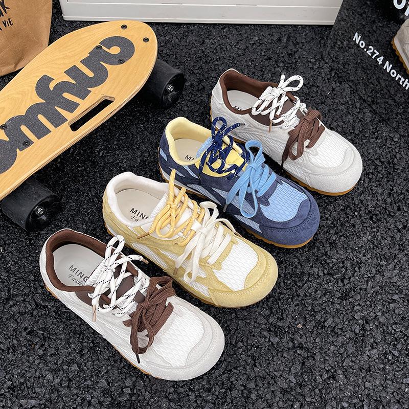 Net shoes flat-bottomed sports moral training shoes women's summer thin mesh breathable 2025 new popular casual Forrest Gump shoes