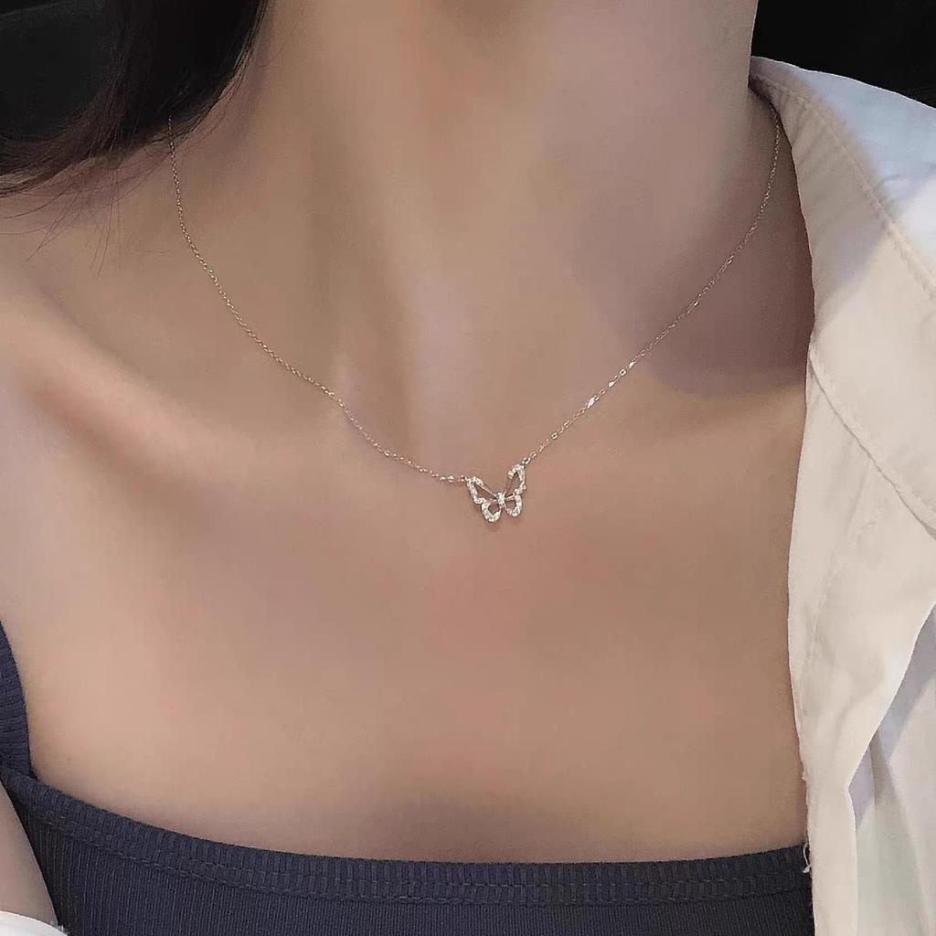 Zhongying Jewelry Butterfly Necklace: Full Diamond Women's Clavicle Chain - Fresh Design, Chic Cold Style Choker.