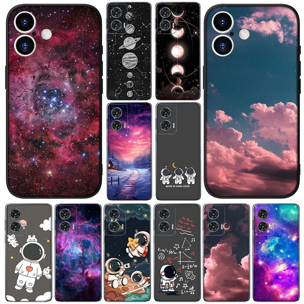 Universe Galaxy Moon Astronaut Stars Casing Phone Cover for Apple iPhone 16 15 14 11 Pro Max 7 8 Plus SE2 SE3 SE 2022 2020 Case