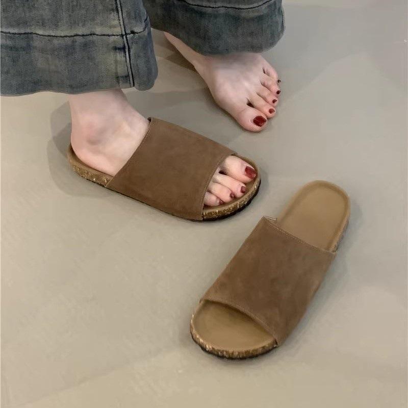 Platform women's shoes 2025 summer retro Mori women's matte casual beach one-word cool slippers