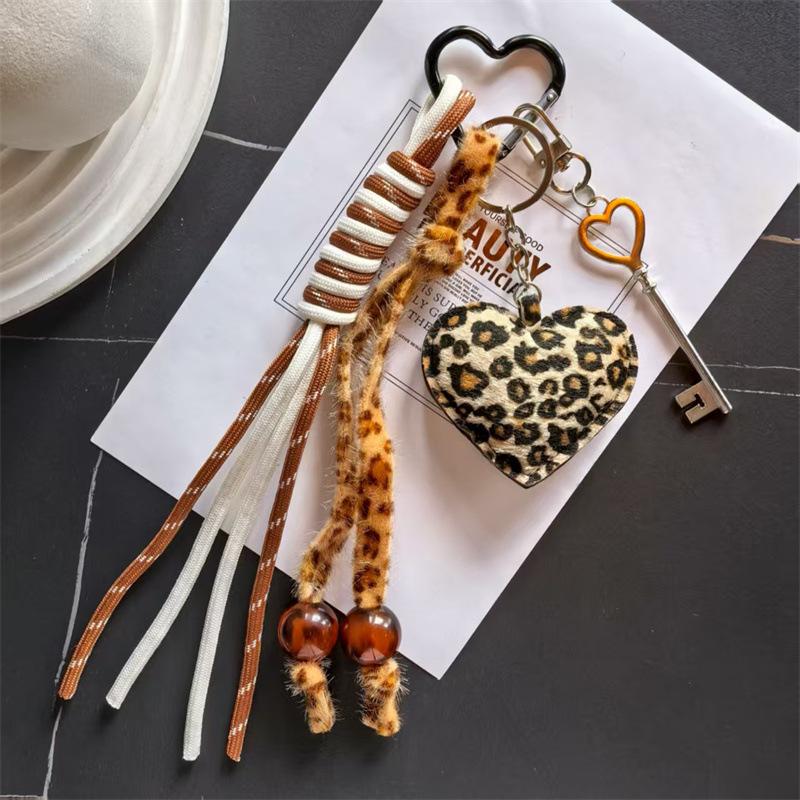 Personal Leopard Print Bag Pendant Creative Heart Keychain Pendant Fashion Vintage Braided Cord Pendant Exquisite Versatile Gift