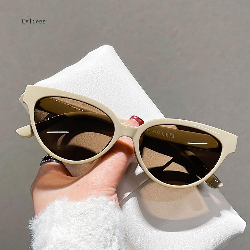 Cat Eye Sunglasses Women Men Shades Retro Cat Eye  Sun Glasses Anti UV400 Vintage Travel Eyewear Female Oculos De Sol