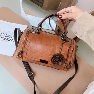 Luxury Flower Pendant Women's Bag Plutonium Leather Shoulder Bag Fashion Crossbody Bag Elegant Boston Bag