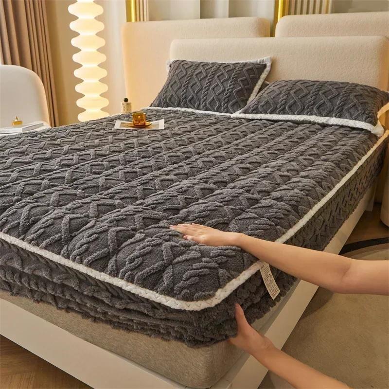 Autumn Winter Thicken Warm Mattress Pad And Pillowcase Soft Tafu Velvet Fitted Bed Sheet Set With Elastic Band Quilted Bed Cover