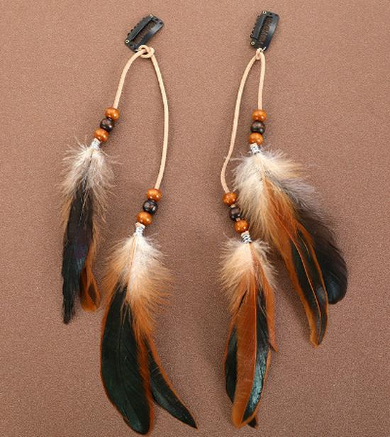 Bohemian Ethnic Feather Hair Clip with Tassel for Seaside Photoshoots