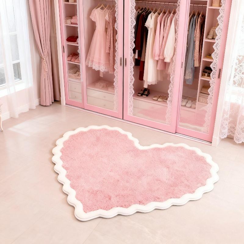 VIKAMA Pink Heart Plush Carpet, Decorative for Girls' Rooms, Bedroom, Cloakroom, Soft and Non-slip Floor Mat, Home Decoration