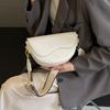 Niche Bag Women's 2025 New Popular Fashion High-end Single Shoulder Messenger Bag Retro Underarm Saddle Bag