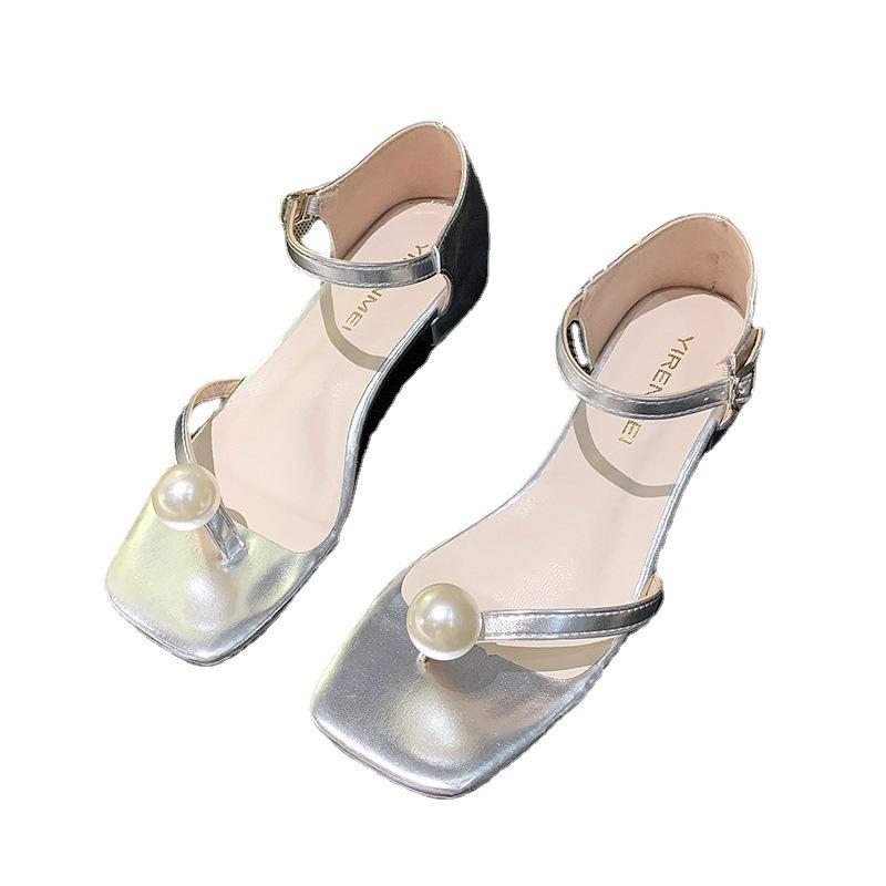 Fashion Sandals Women 2024 New Flat Flip Flops Party Shoes Fashion Pearl Clip Toe Sandals Slippers Roman Women Casual Beach Shoes Trend
