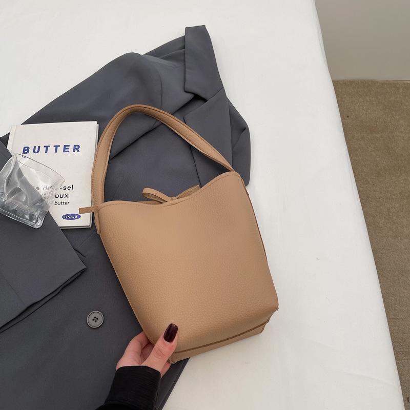 

Retro simple large-capacity bag, casual portable fashion bucket bag, high-end fashion shoulder bag, light luxury women s bag хаки