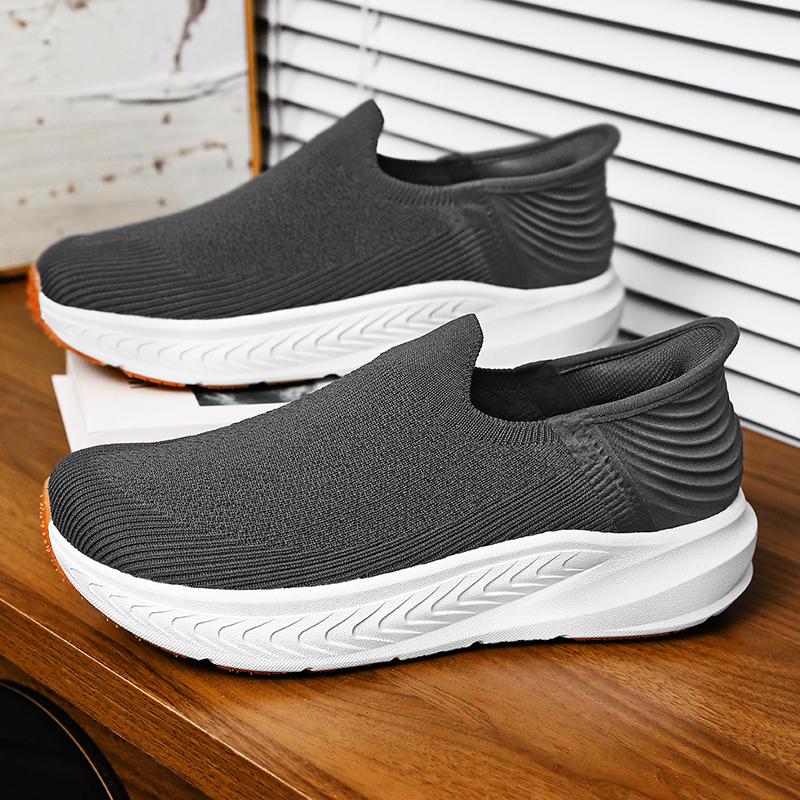 TUINANLE Barefoot Shoes Men Wide Toe  Flats Shoes Classic Slip-On Loafers Men Lightweight Breathable Driving Sneakers