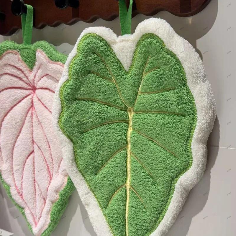 Hot Plant Leaves Hot Plant Cartoon Hand Towel Double-Layer Absorbent Thickened Quick Drying With Hanging Design Bathroom Kitchen