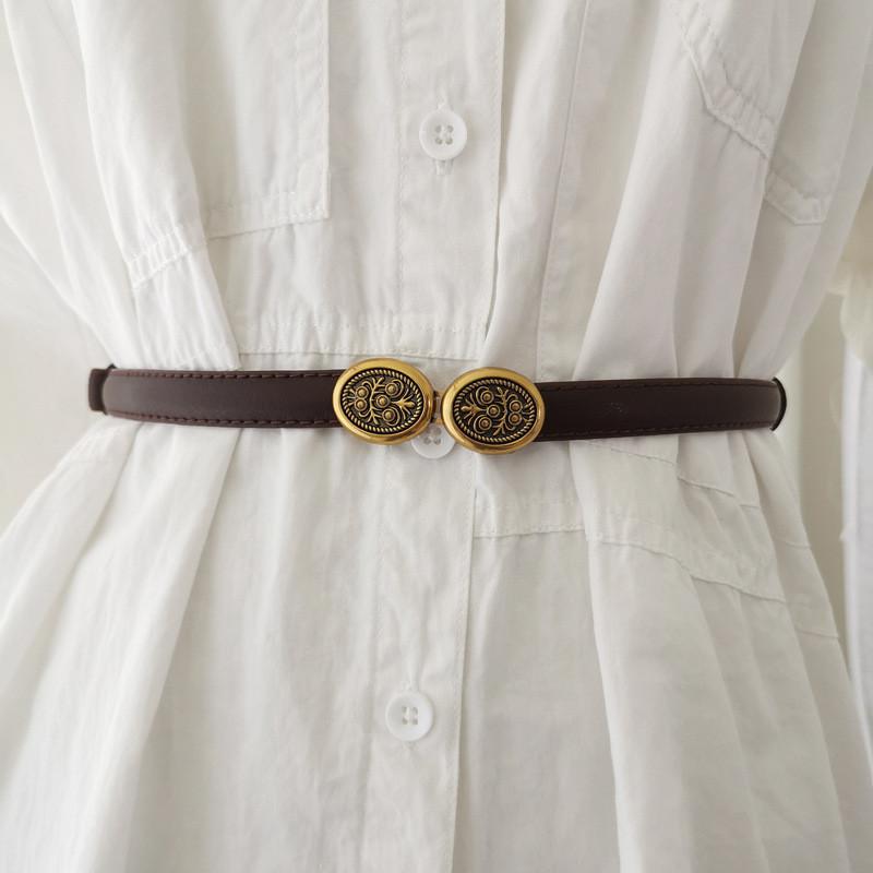 Womens Simple Black Leather Waist Belt With Alloy Closure For Versatile Style