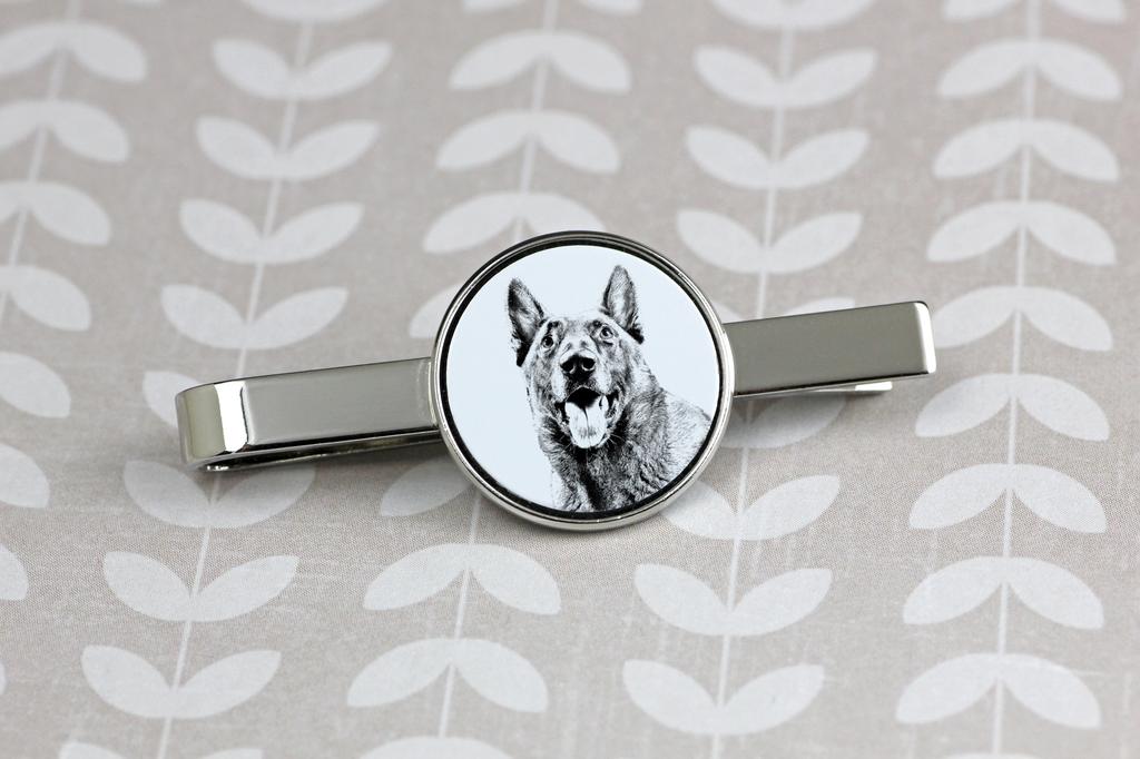 Malinois Belgian Shepherd Dog - tie clip with a dog, personalized tie clip, a unique gift for a man from the Art-Dog brand