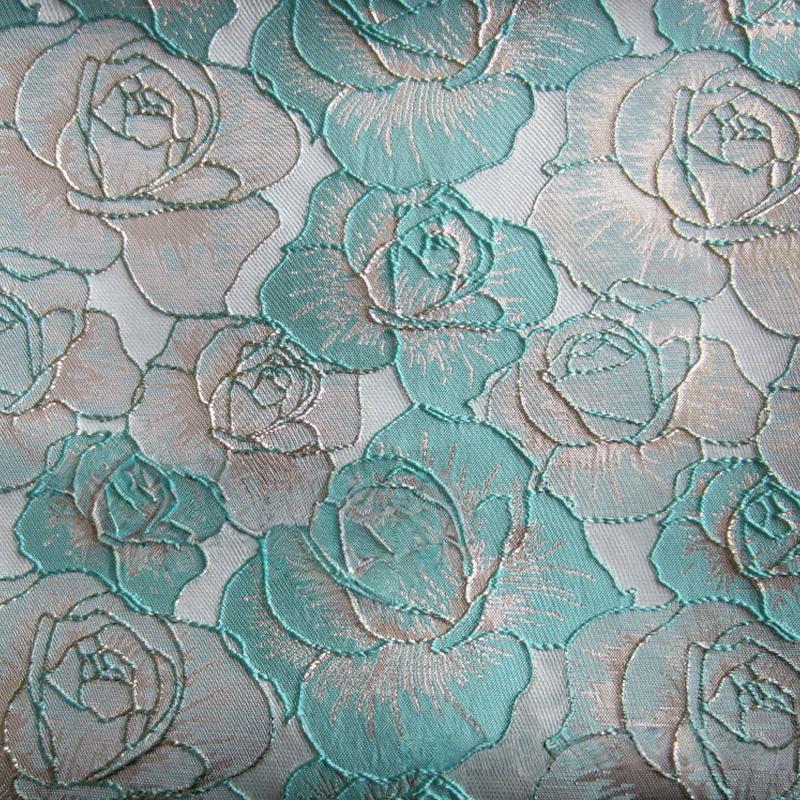 100x140cm Präglad Guld Siden Elegant Blomma Jacquardtyg Damklänning Mjuk Kjoldisk Tvättväska Sytyg för DIY