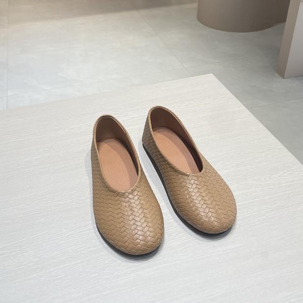 

Sheepskin version~ French hand-woven foot set temperament fashionable and versatile grandma shoes low heel flat bottom shallow mouth single shoes w 35