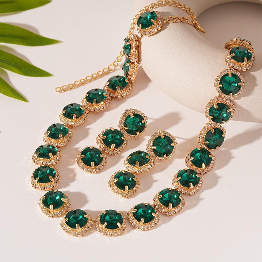 2-Piece Diamond Set Square Round Geometric Stud Earrings Necklace Dinner Set Necklace