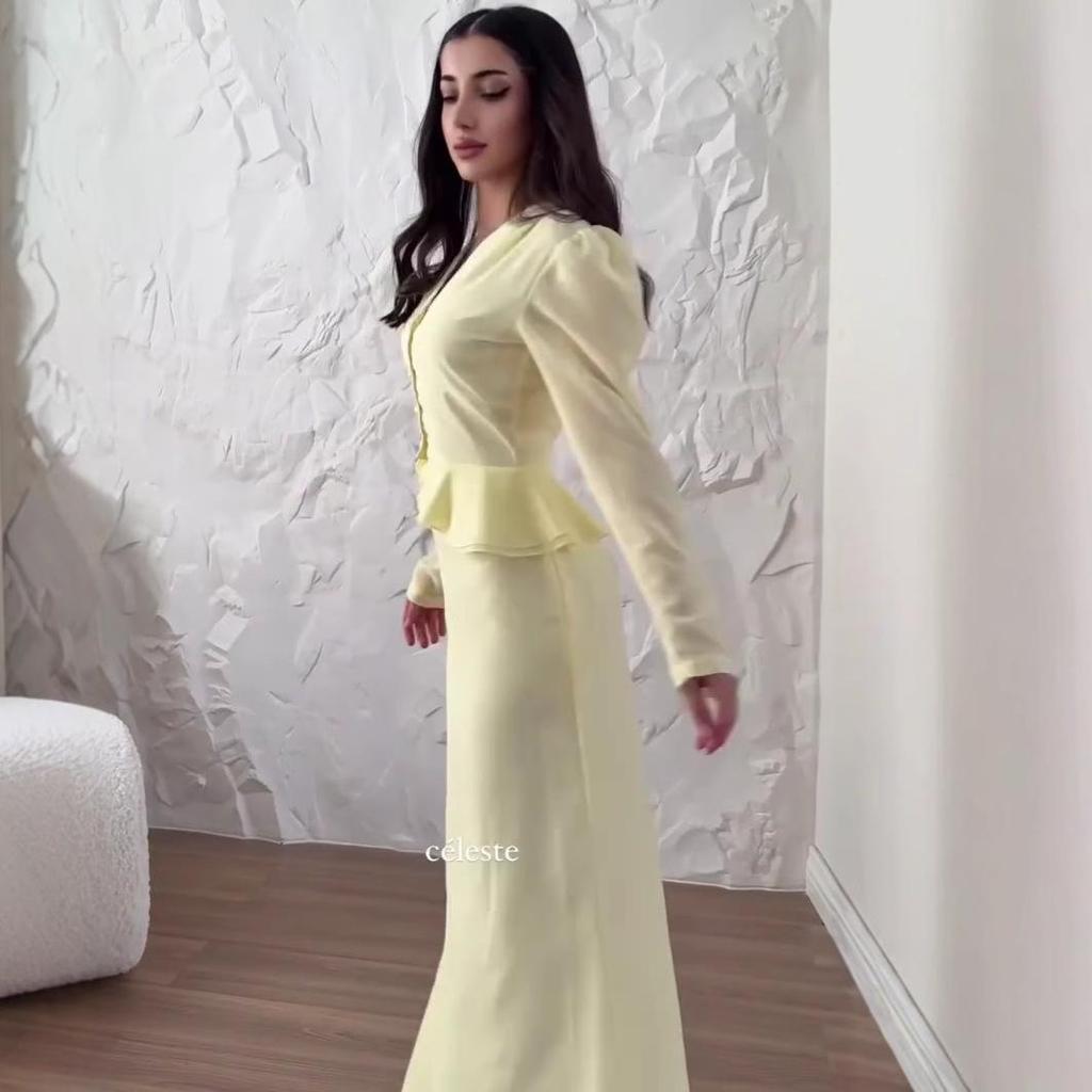 2025 Höst Chic Knäppning Flare-fåll Topp och Smal Görande Kjoldräkt