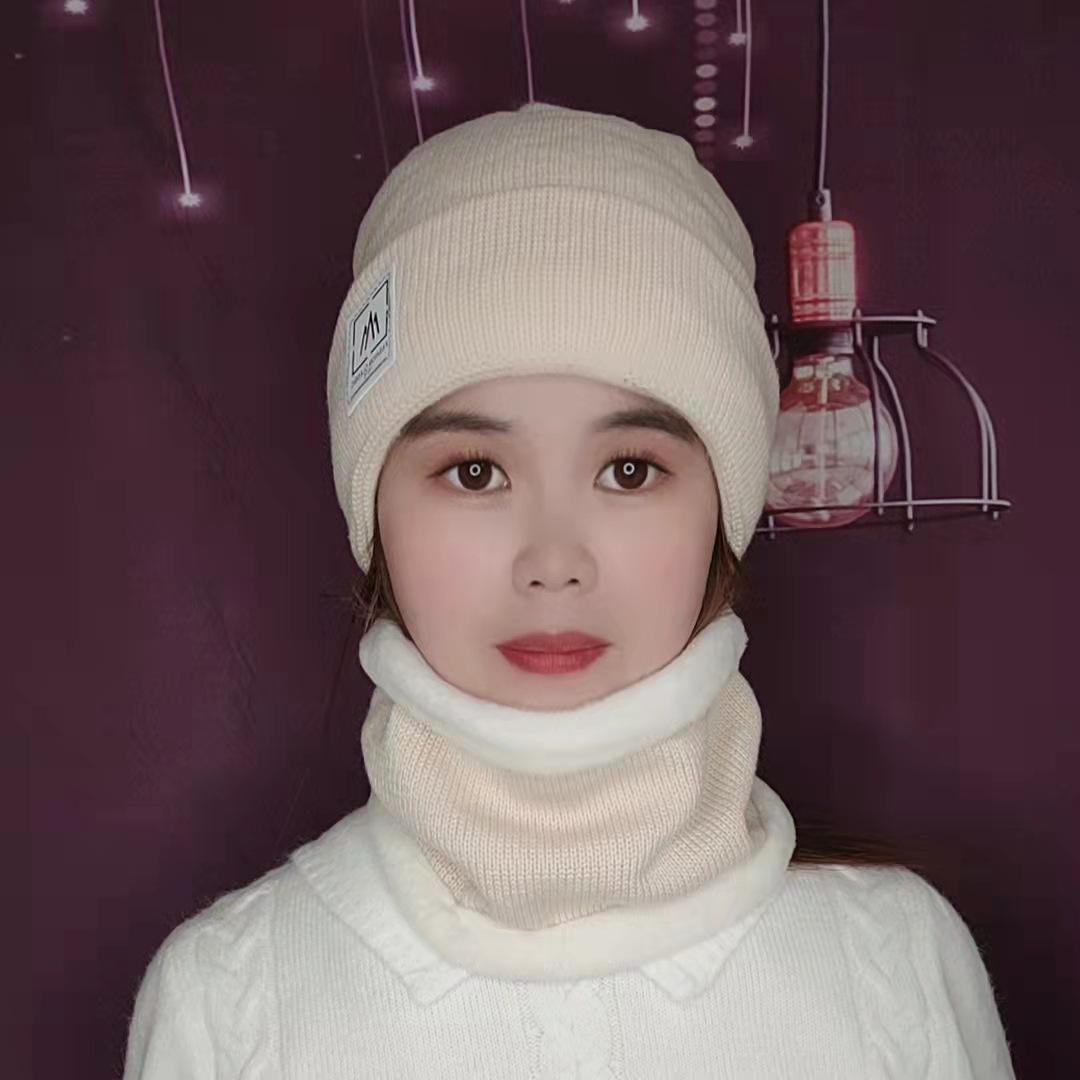 

Осінньо-зимові вовняні шапки унісекс, в’язані з оксамиту, захистом для вух, відповідними варіантами шарфів і фасонами для обмеження. null бежевий