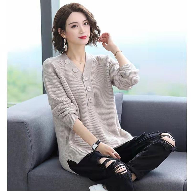 Women's V-neck Pullover Sweater Autumn New Style Loose and Thick Single Breasted Knitted Sweater