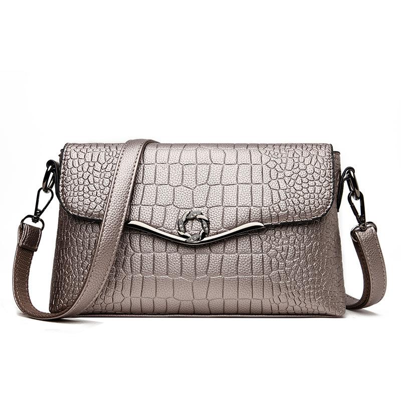 Women Bag Fashion Handbags Crocodile Pattern Shoulder Diagonal Package Middle-aged Bag