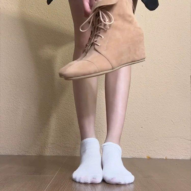 Cowhide version~ New niche lace-up Martin boots for women's small inner height-increasing round head suede rear zipper fashion boots