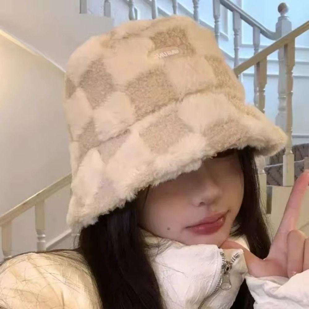 Faux Fur Women Bucket Hat Adjustable Checkered Basin Hat Lamb Wool Fisherman's Hat Autumn Winter