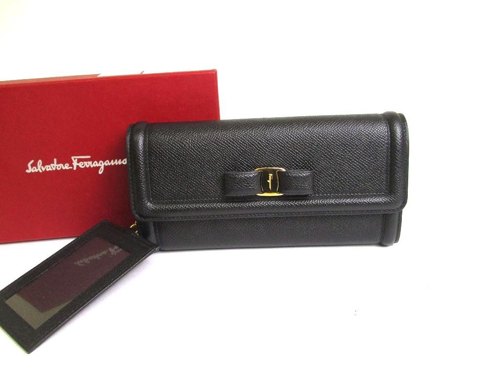 

Оригінальний гаманець-клатч Salvatore Ferragamo Vala з чорної шкіри із золотою фурнітурою #a753 Відновлений