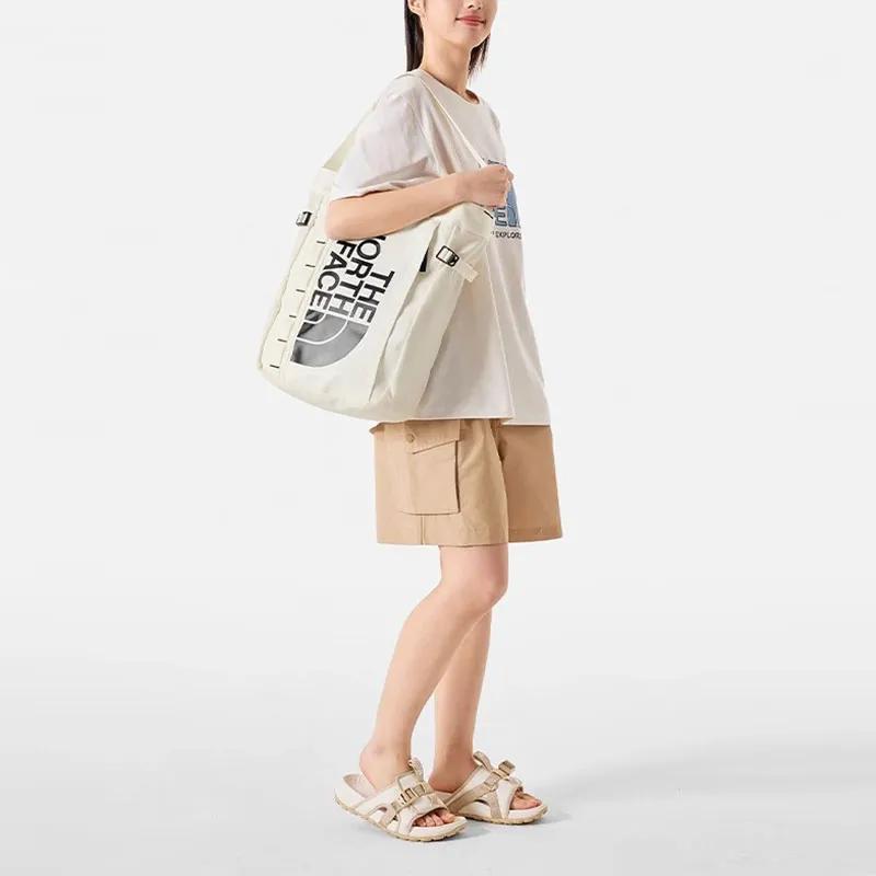 THE NORTH FACE Casual Shorts Women's Khaki (Unisex) Casual Shorts NF0A87YK LK5