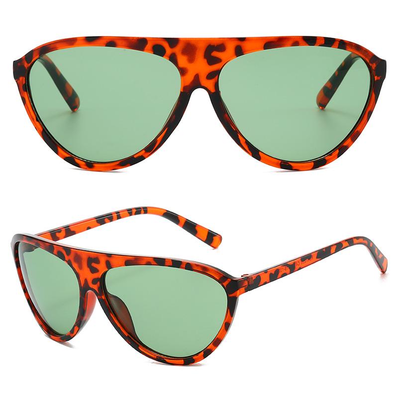 Aviator Shield Sunglasses – Trendy Oversized Black Frame UV400 Fashion Eyewear for Women & Men