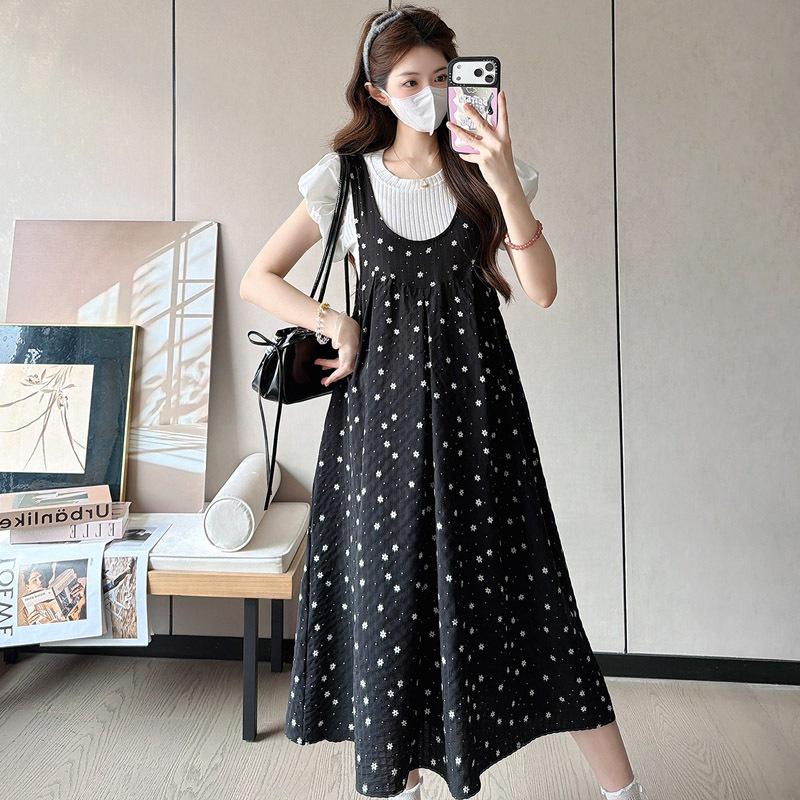 Gentle Black Floral Print Maternity Dress & Loose T-Shirt Set for Summer 2026