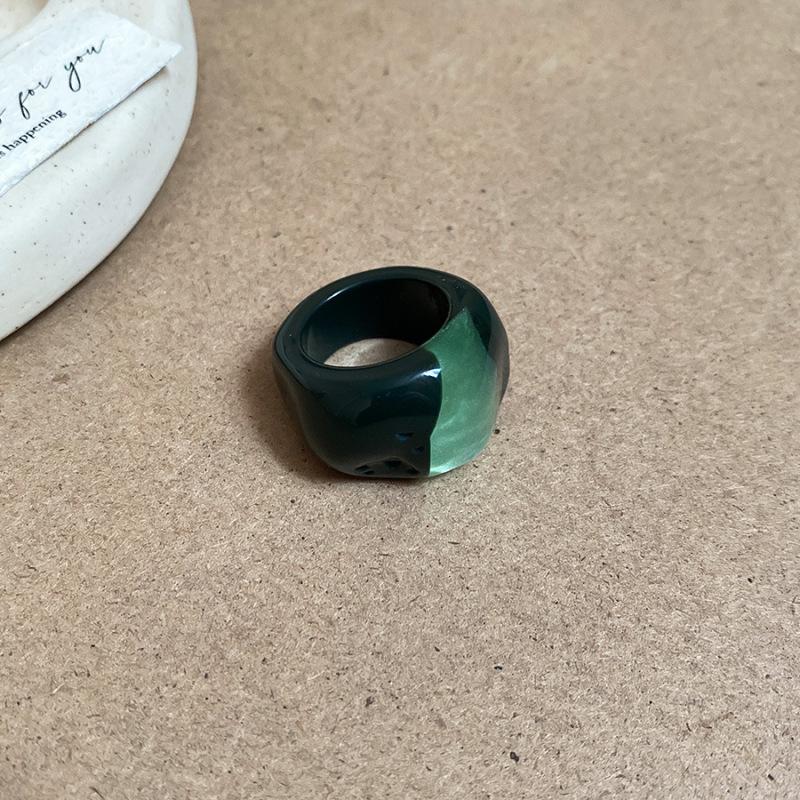 Artistic Retro Geometric Resin Ring - High-End Versatile Fashion Jewelry