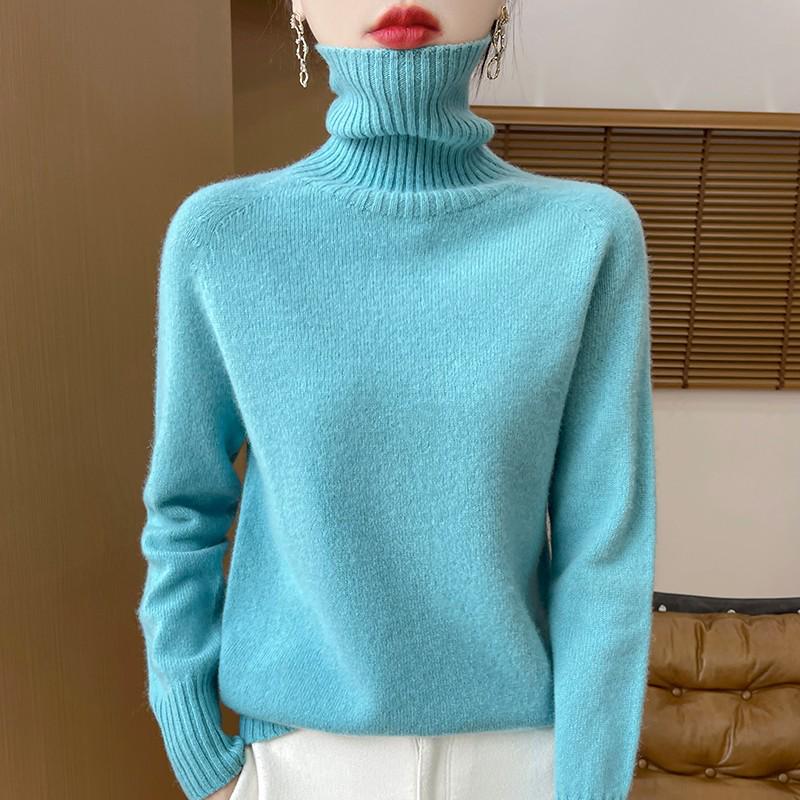Women's Pure Wool High-Neck Sweater: Solid Color, Loose Fit, Thickened Base Layer, Autumn/Winter Collection