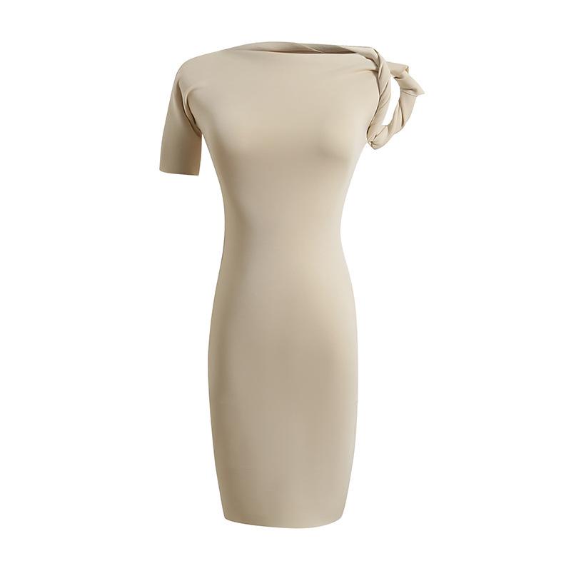 Pure Desire Asymmetrical Off-Shoulder Dress: 2024 Summer Sexy Slim-Fit Hip-Hugging Skirt for Women