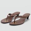Sandalias Sexy para Mujer con Clip en el Dedo del Pie Chanclas con Decoración Metálica, Zapatillas de Plataforma Retro Marrones para Vacaciones de Verano Playa Moda