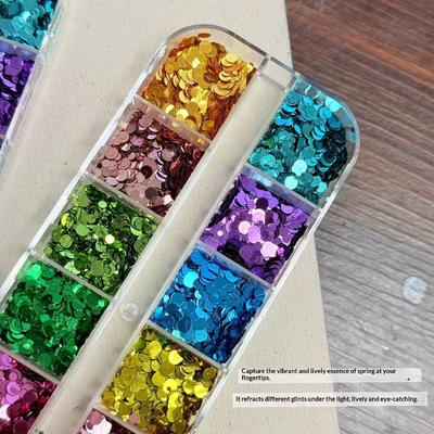 Zestaw Brokatów do Manicure DIY 12 Sekcji Mieszane Kolory Kwiatowe Mini Okrągłe Płatki Koraliki do Kreatywnego Zdobienia Paznokci Salon Dom
