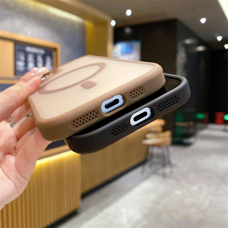 Matný magnetický průsvitný kryt pro Magsafe pro iPhone 16 15 14 13 12 11 Pro Max Plus Pevný nárazuvzdorný kryt pro bezdrátové nabíjení