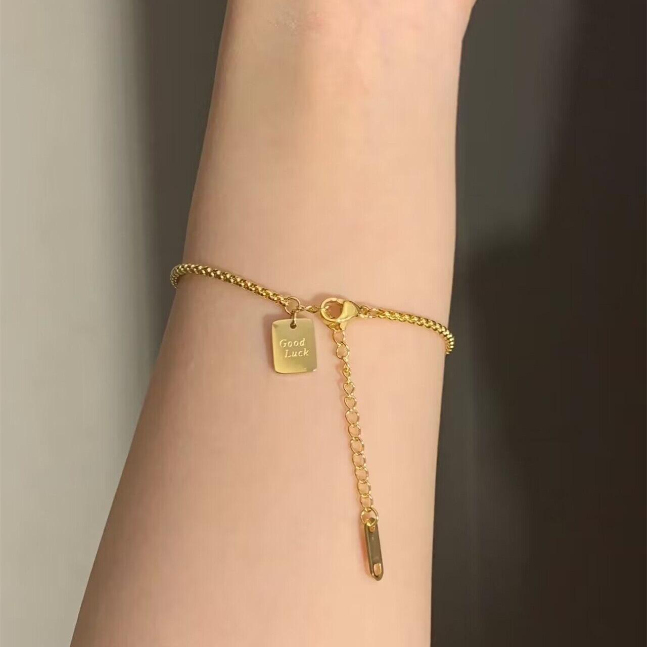 18K Gold Good Luck Square Pendant Adjustable Bracelet - INS Fashion золотой