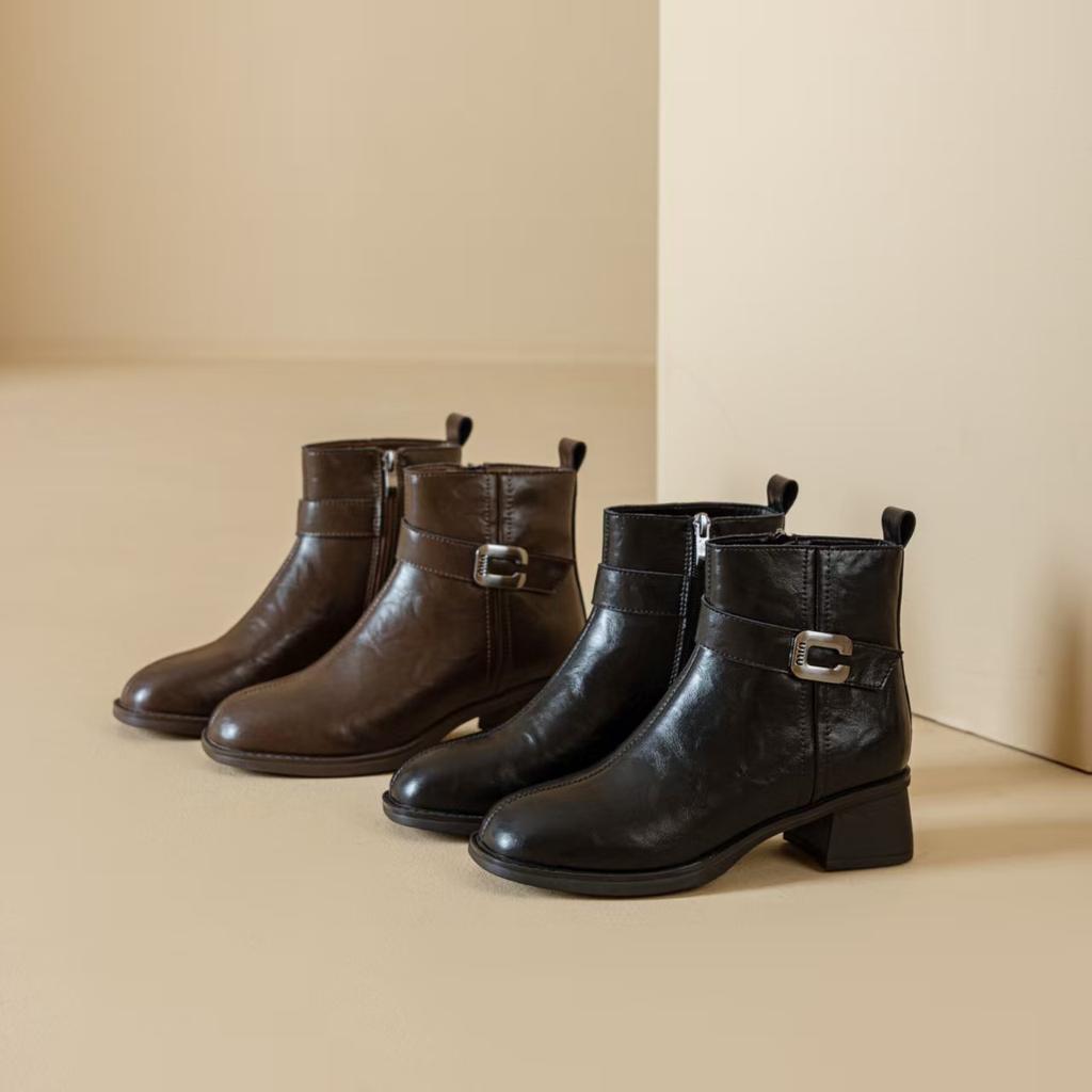 Leather Retro Thick Heel Women's Boots 2025 Autumn and Winter Velvet Martin Boots Versatile Fashion Commuter Black Booties