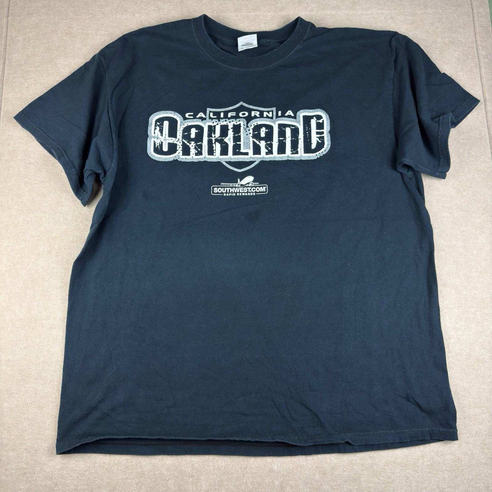 Souvenir Mens XL Black Oakland California Southwest Airlines Tee Unisex T-Shirt M
