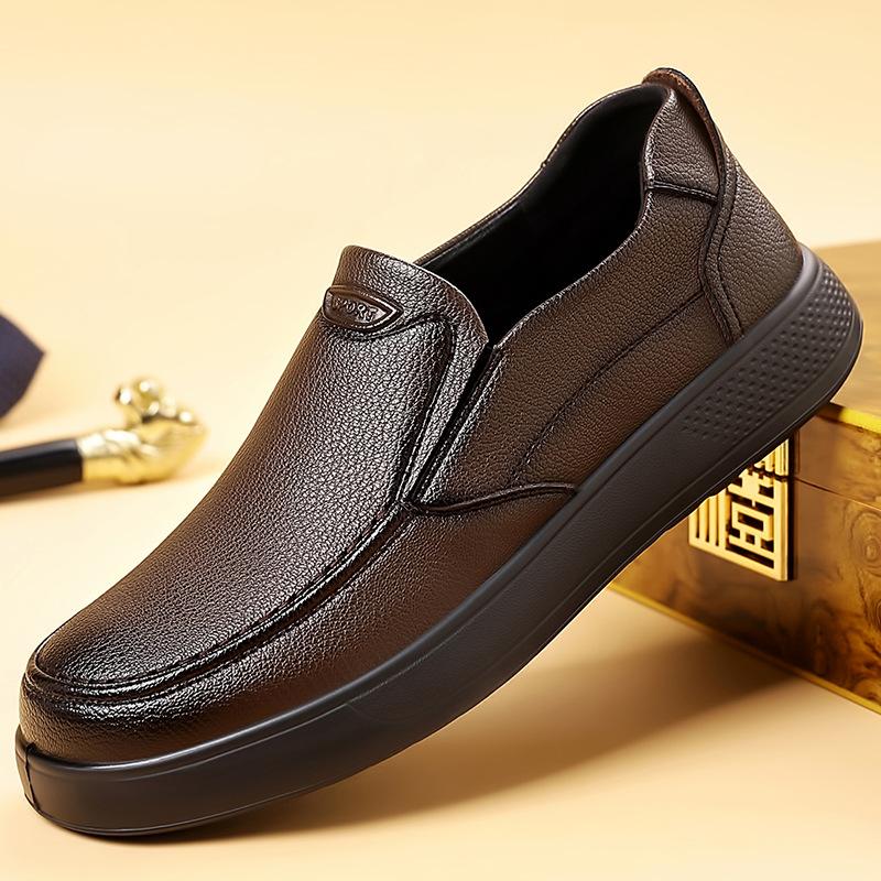2026 New Designer Solid Color Leather Shoes for Men Soft Sole Fashion Loafers Man Spring Summer Autumn Business Casual Shoe Male