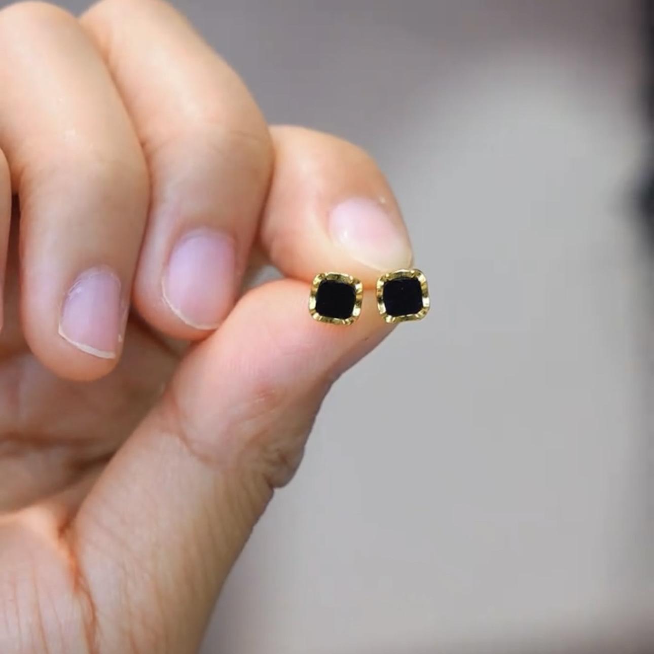 Elegant Black Square Stud Earrings for Women - Stylish, Luxurious, and Versatile Fashion Jewelry