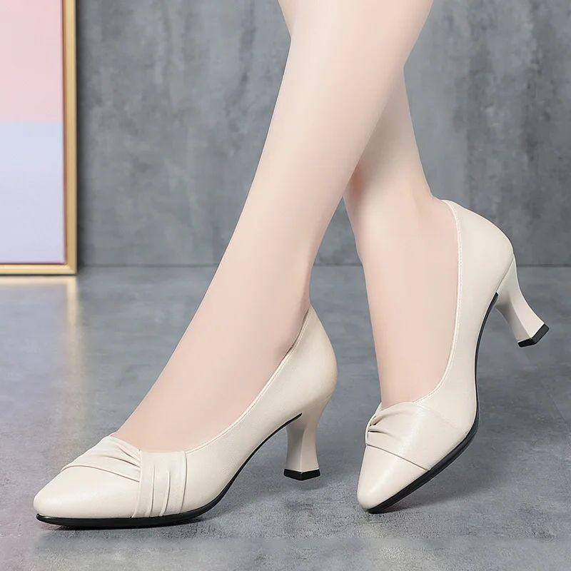Fashion Women Fashion  Spring Singles Shoes 2024 New Mother's Office High Heels Dress Soft PU Leather Soled Simple Elegant Black
